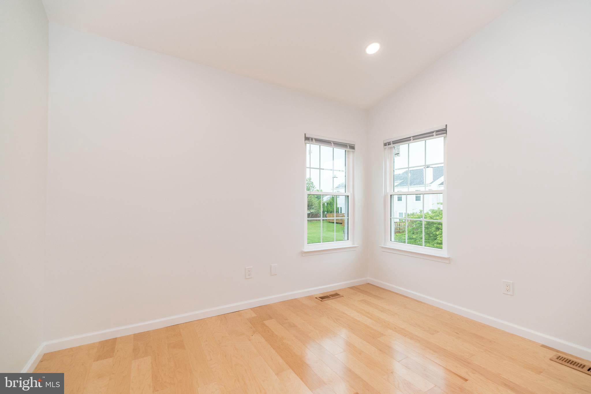 112 North Park Road Newtown, PA 18940 - Photo 21 of 36 Gallery Image 21