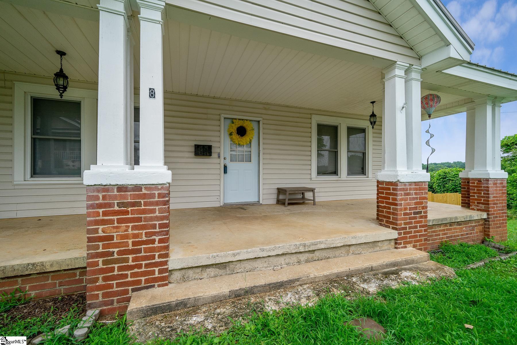 8 New Street Ware Shoals, SC 29692 - Photo 4 of 27 Gallery Image 4
