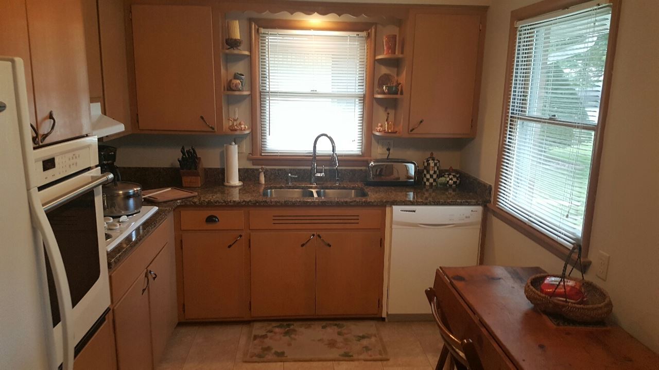 4604 Newcastle Road Rockford, IL 61108 - Photo 11 of 19 Gallery Image 11