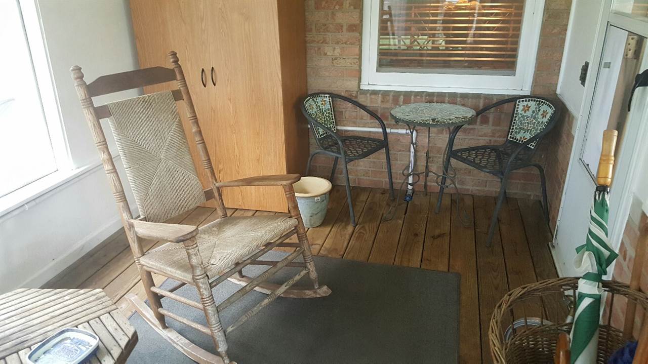 4604 Newcastle Road Rockford, IL 61108 - Photo 16 of 19 Gallery Image 16