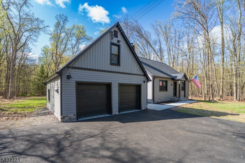 347 Zion Road Hillsborough, NJ 08844 - Photo 14 of 44
