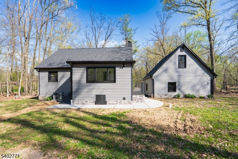 347 Zion Road Hillsborough, NJ 08844 - Photo 8 of 44