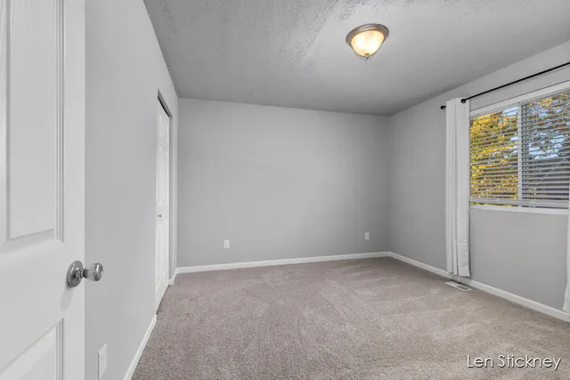 $309,900 | 33610 Pinedale Lane, Gobles, MI 49055