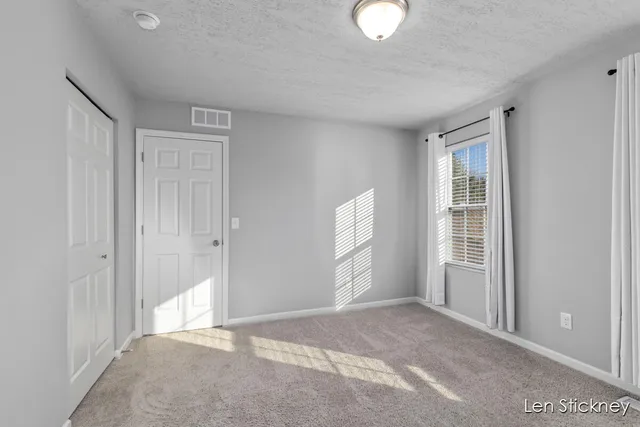 $309,900 | 33610 Pinedale Lane, Gobles, MI 49055