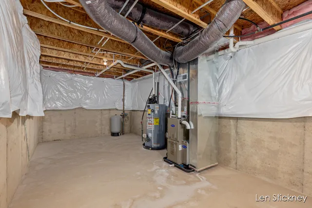 $309,900 | 33610 Pinedale Lane, Gobles, MI 49055