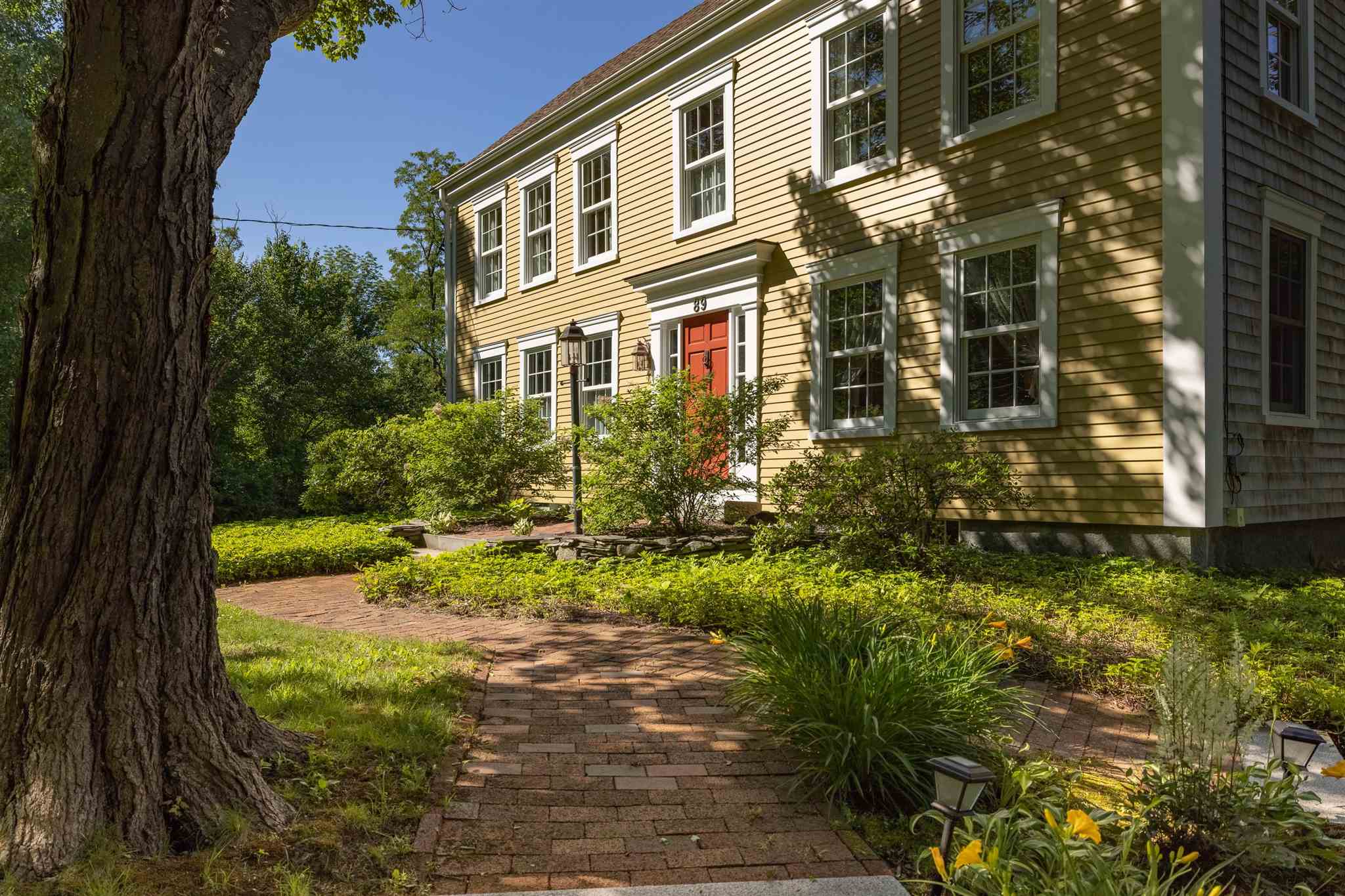 89 Old Dennett Road Kittery, ME 03904 - Photo 2 of 39