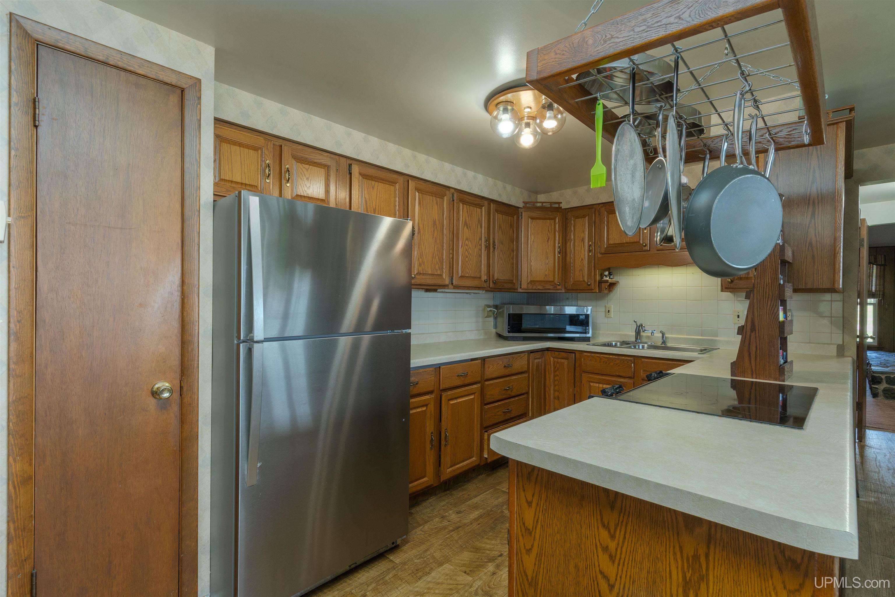 274 North Angeli Road Iron River, MI 49935 - Photo 8 of 51