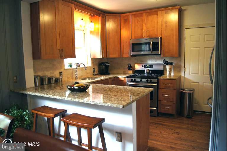 719 Anneslie Road Baltimore, MD 21212 - Photo 12 of 30 Totally renovated kitchen with granite