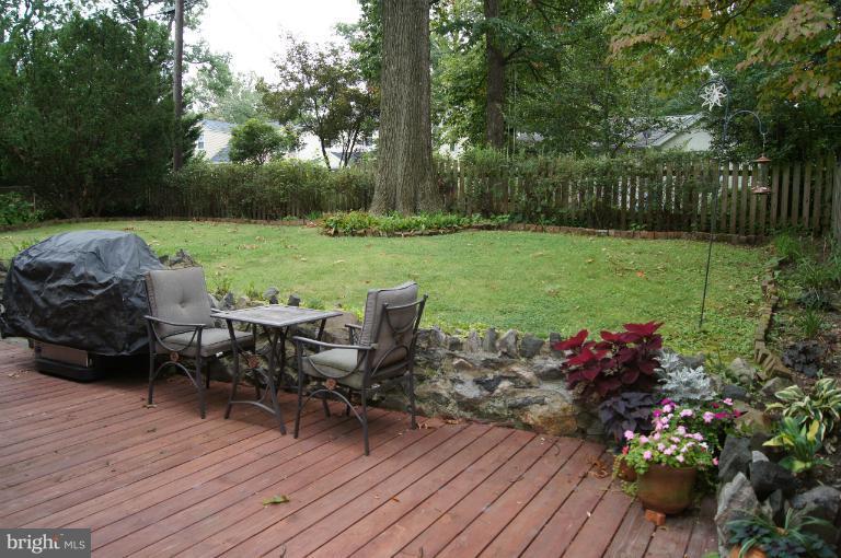 719 Anneslie Road Baltimore, MD 21212 - Photo 28 of 30 Super rear yard