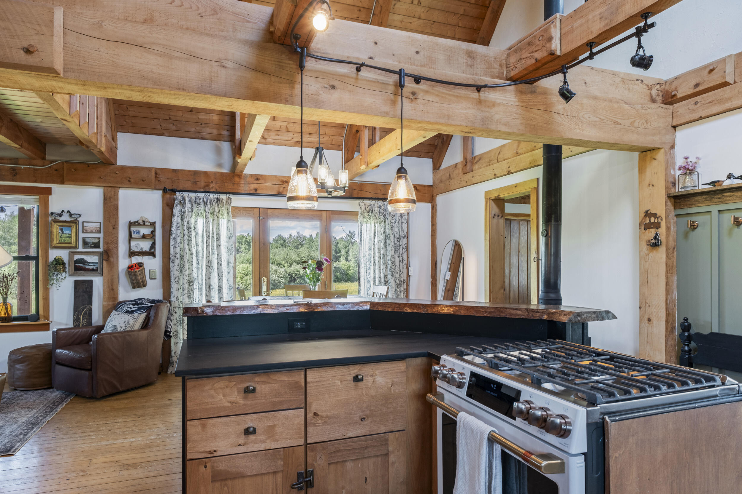 553 North Dexter Road Dexter, ME 04930 - Photo 35 of 55 553_n_dexter_rd-interior-5