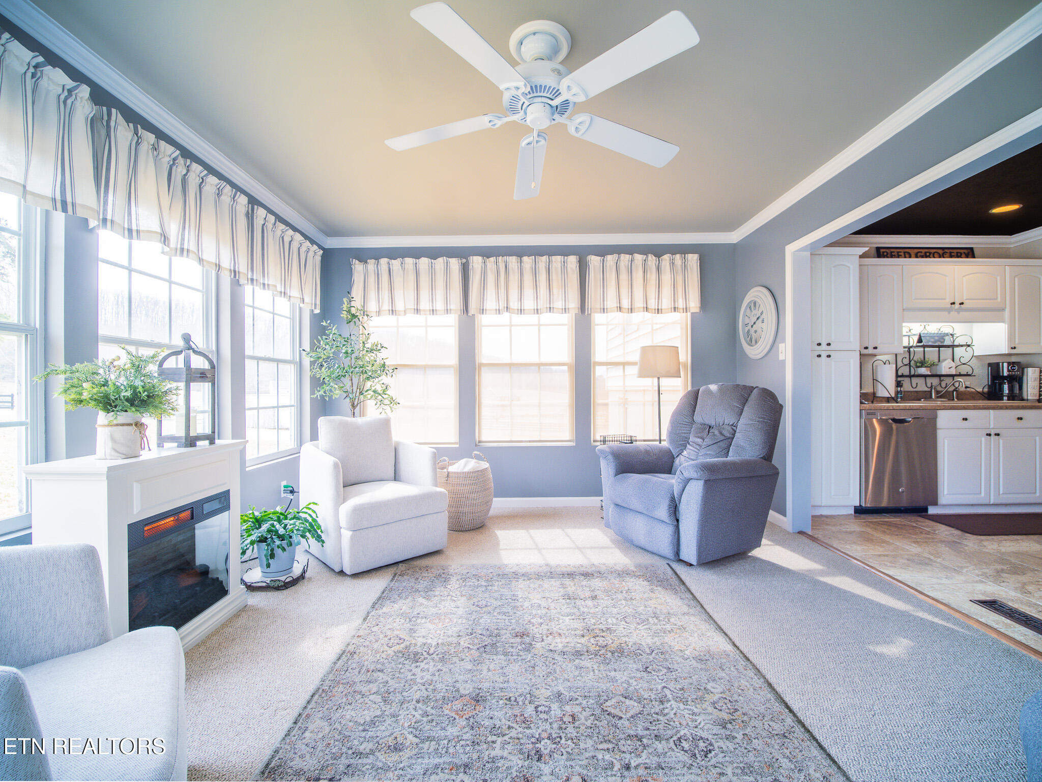 143 Shady Road Oliver Springs, TN 37840 - Photo 28 of 57 Sunroom