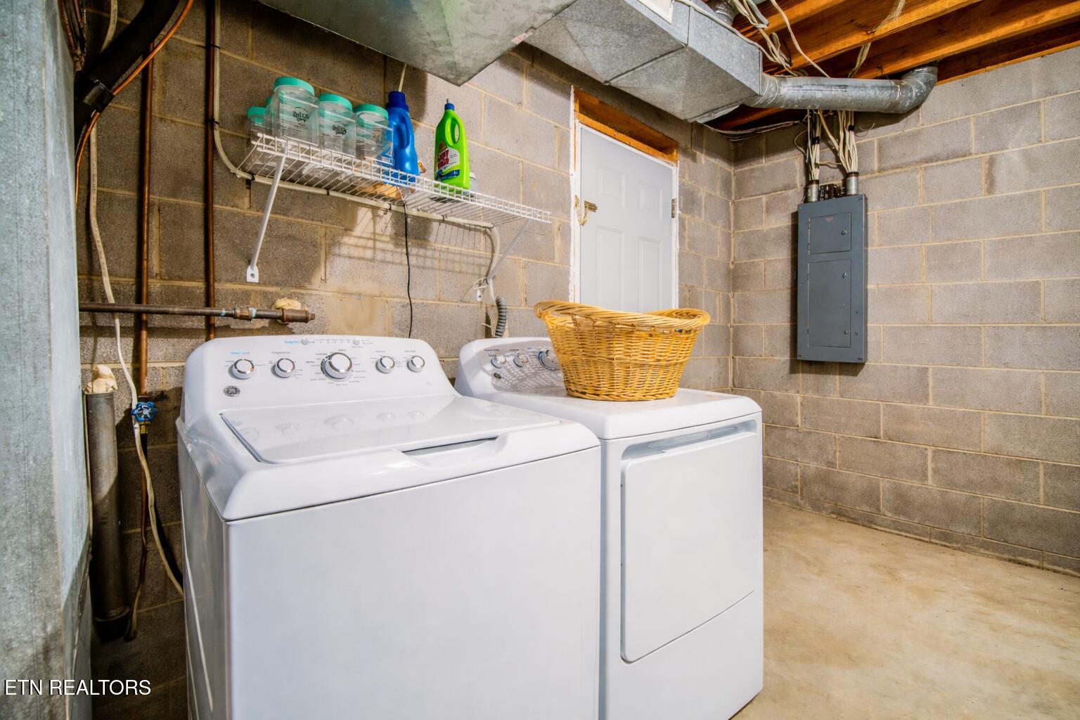 143 Shady Road Oliver Springs, TN 37840 - Photo 44 of 57 laundry