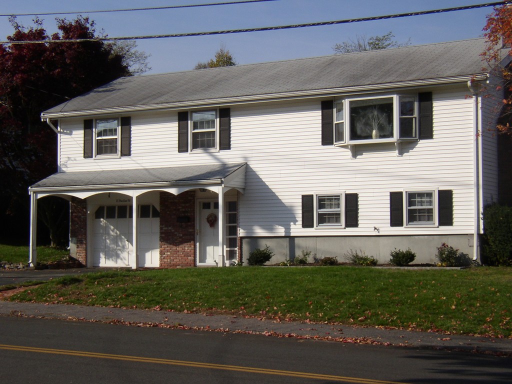12 Puritan Road Salem, MA 01970 - Photo 1 of 27 Gallery Image 1