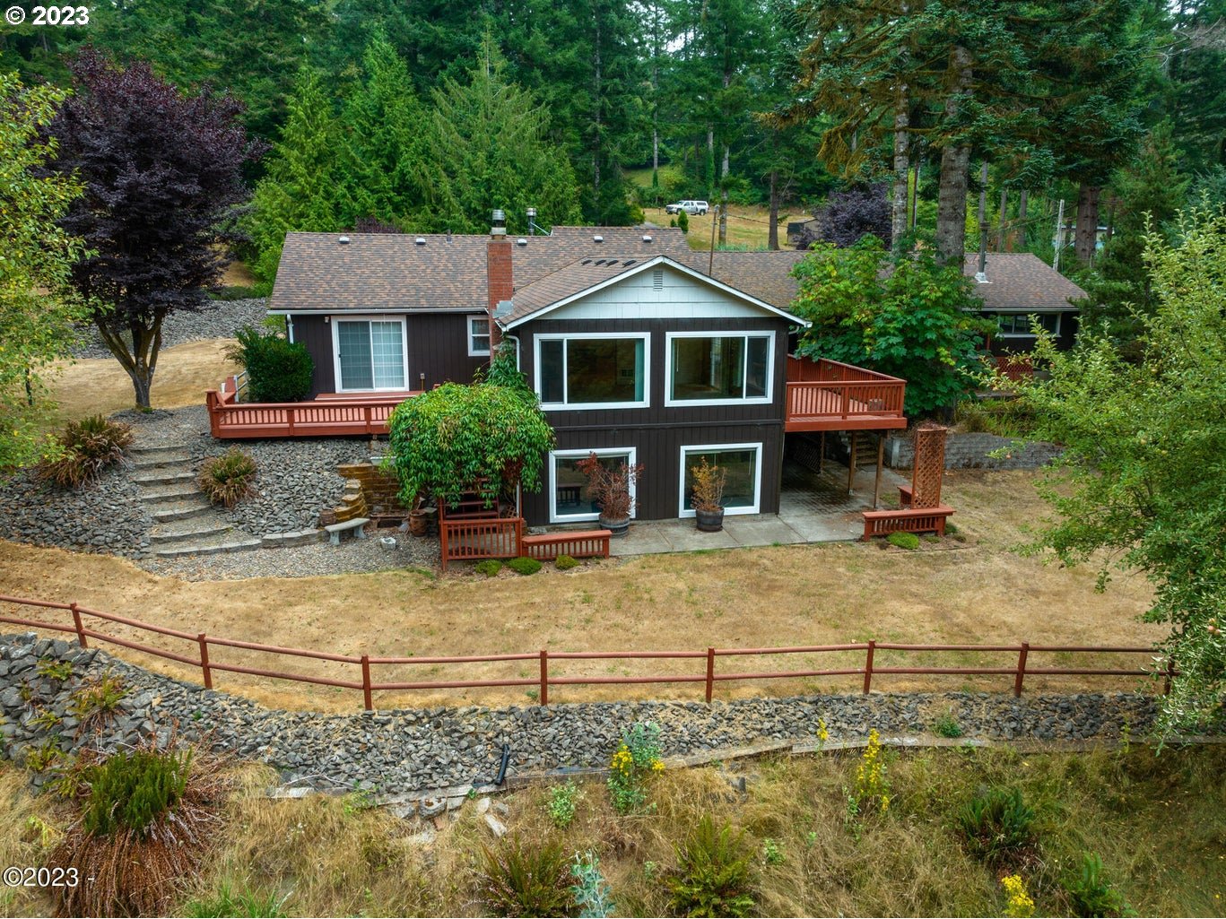 488 South Bay Road Toledo, OR 97391 - Photo 1 of 29 Gallery Image 1
