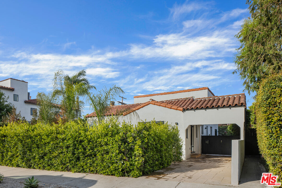 3004 Yale Avenue Marina del Rey, CA 90292 - Photo 42 of 42 an outdoor view of the building