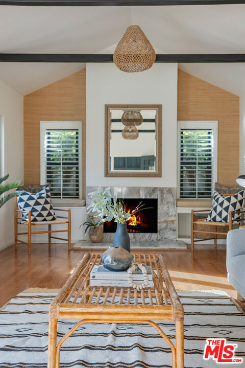 3004 Yale Avenue Marina del Rey, CA 90292 - Photo 8 of 42 a living room with furniture and a fireplace