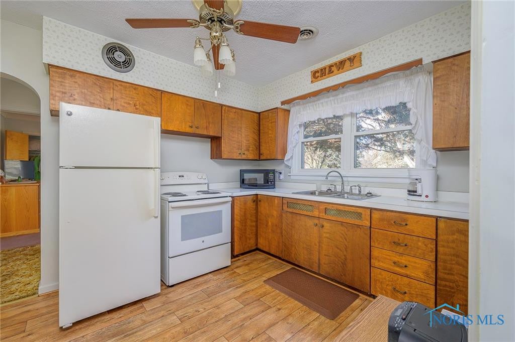 3551 Worden Road Oregon, OH 43616 - Photo 16 of 21 Gallery Image 16