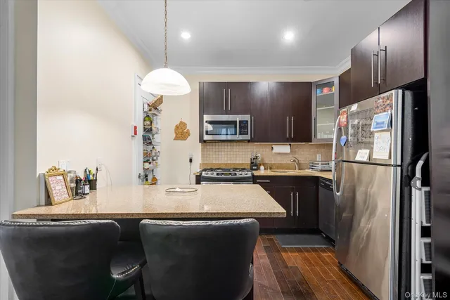 $600,000 | 66-41 69th Street, Unit G1 | Middle Village