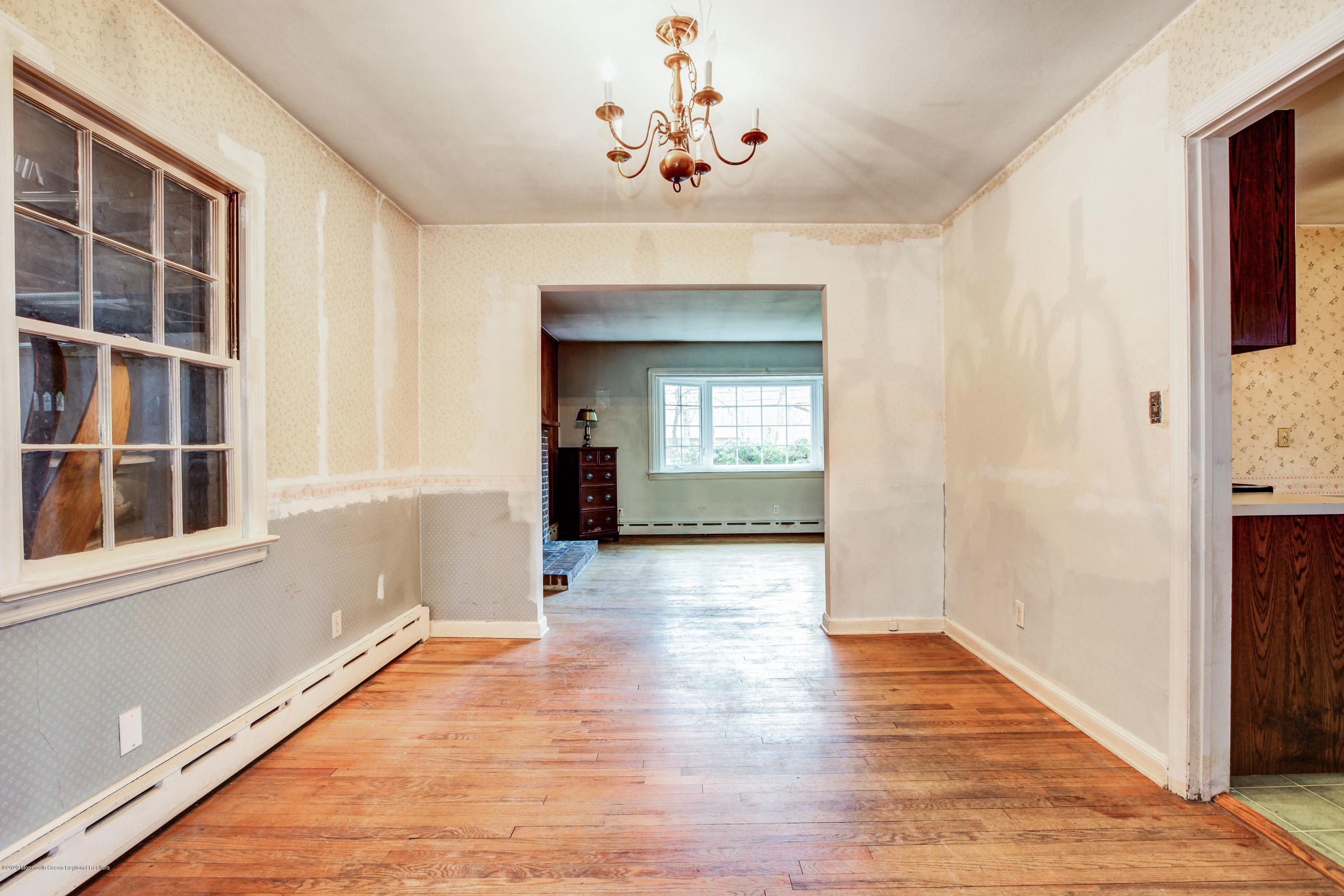 776 Nutswamp Road Red Bank, NJ 07701 - Photo 8 of 25 nut7