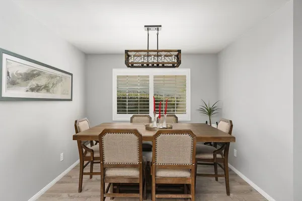 $5,000 | 77630 Calle Las Brisas West, Palm Desert, CA 92211