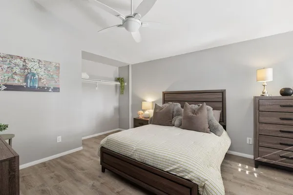 $5,000 | 77630 Calle Las Brisas West, Palm Desert, CA 92211