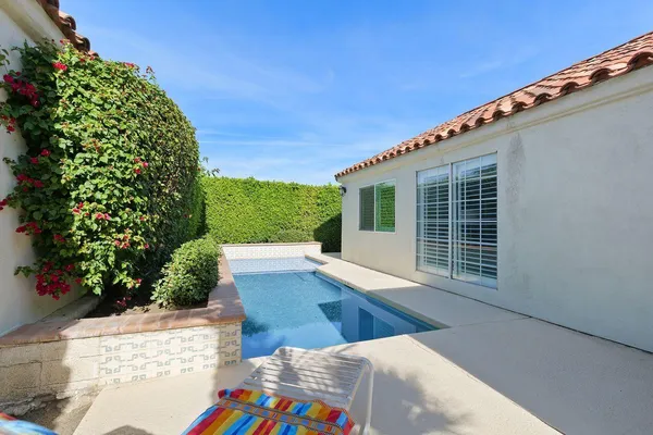 $5,000 | 77630 Calle Las Brisas West, Palm Desert, CA 92211
