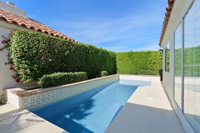 $5,000 | 77630 Calle Las Brisas West, Palm Desert, CA 92211