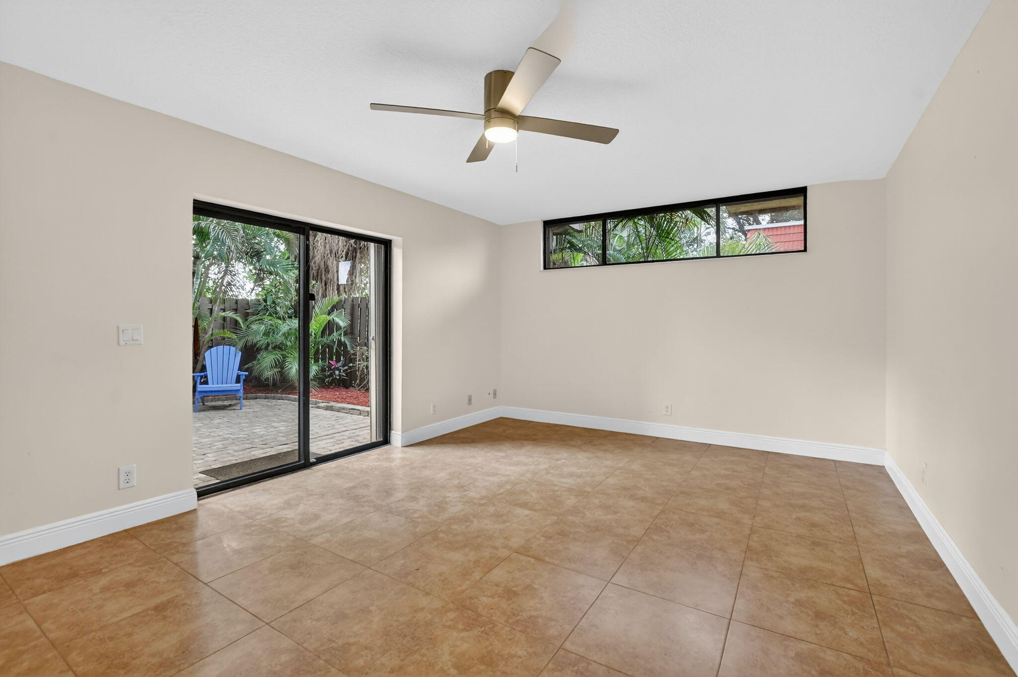22958 Oxford Place, Unit D Boca Raton, FL 33433 - Photo 11 of 54 9-web-or-mls-DSC_6153