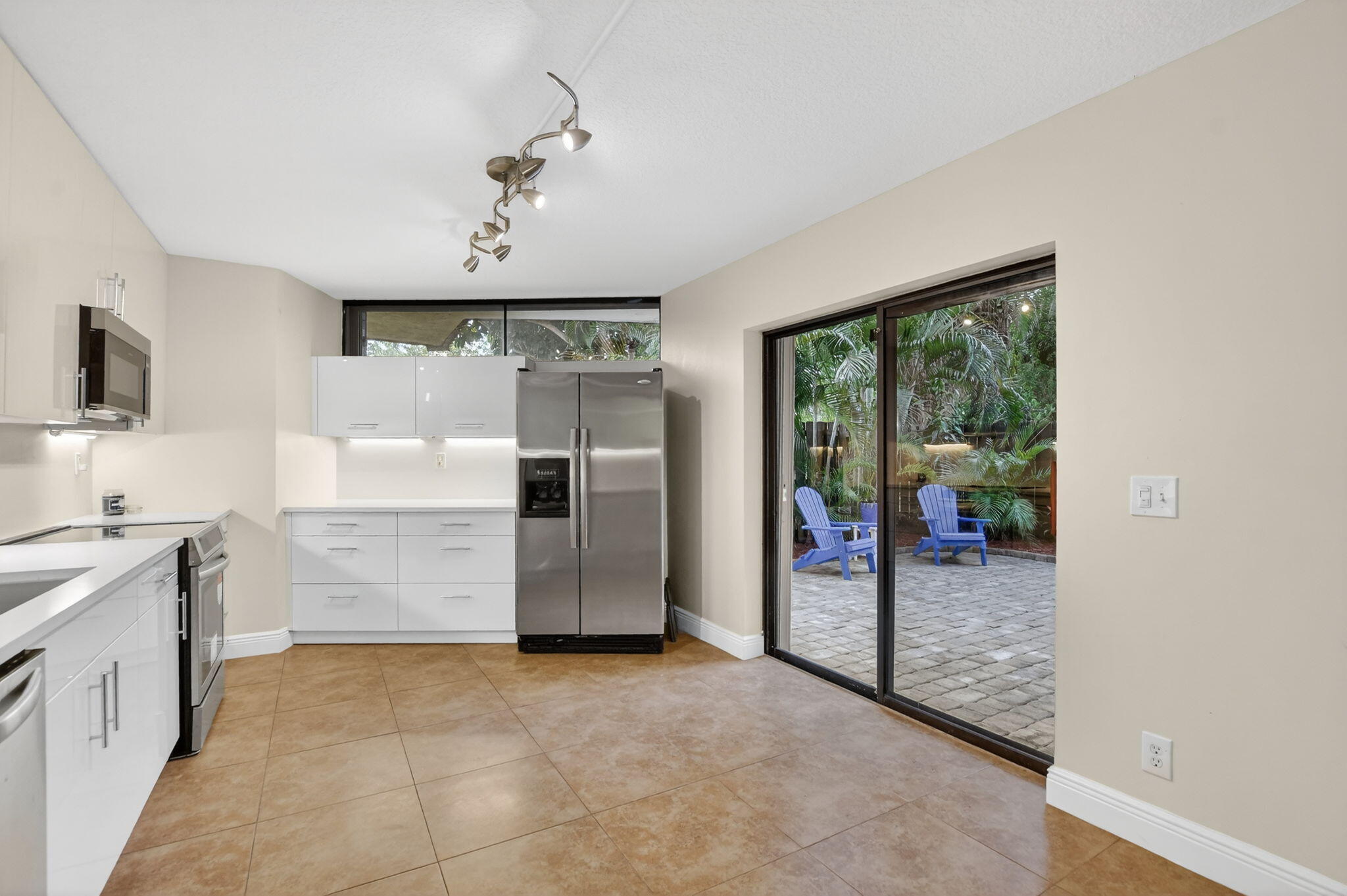 22958 Oxford Place, Unit D Boca Raton, FL 33433 - Photo 18 of 54 13-web-or-mls-DSC_6119