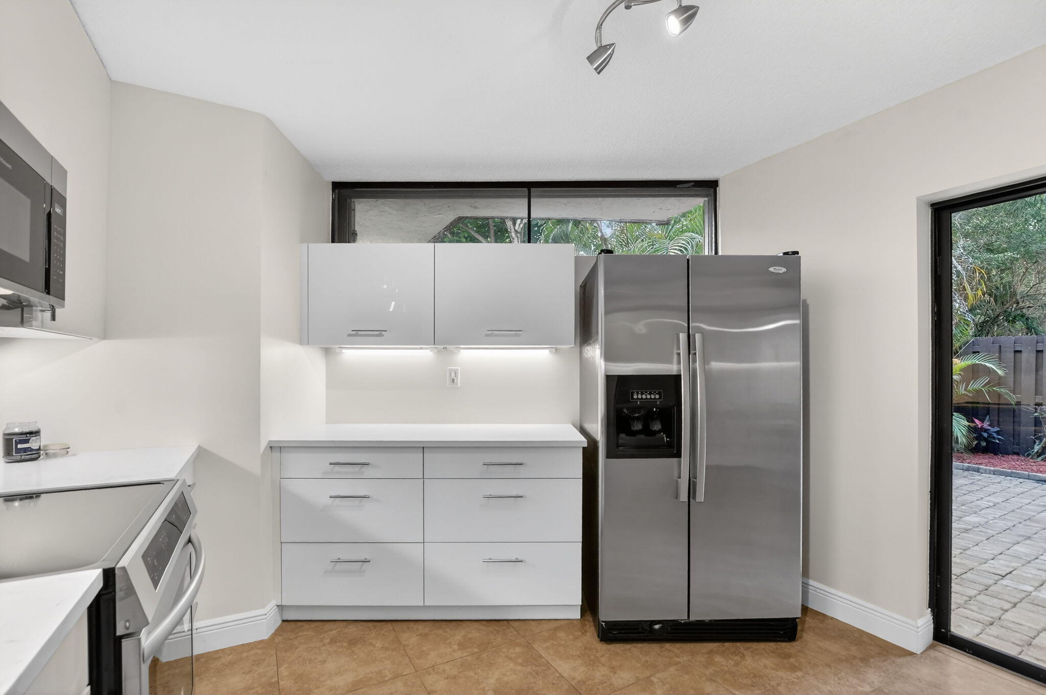 22958 Oxford Place, Unit D Boca Raton, FL 33433 - Photo 19 of 54 14-web-or-mls-DSC_6126