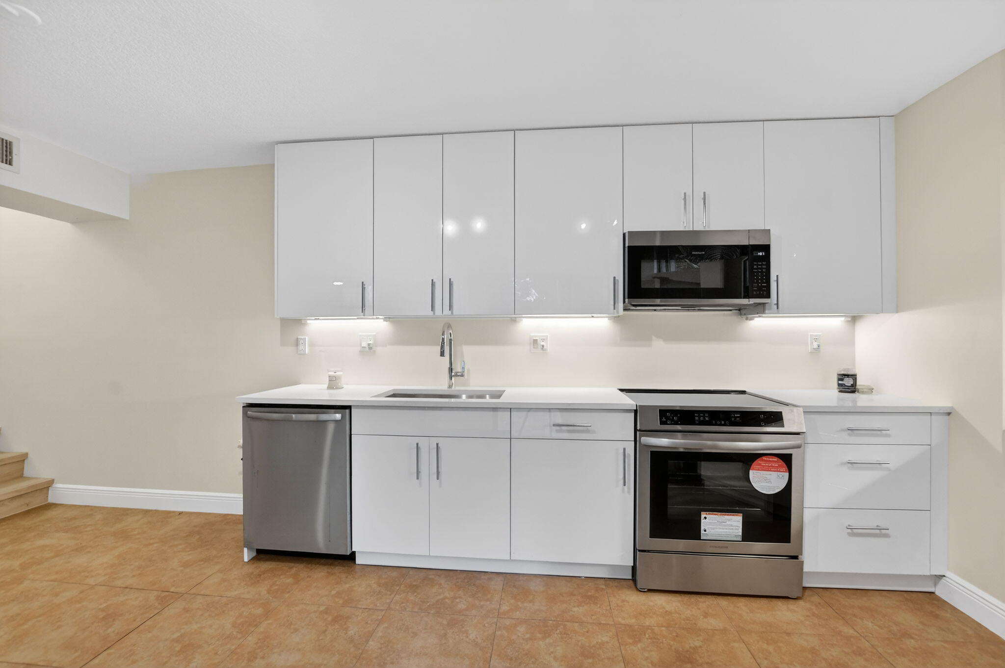 22958 Oxford Place, Unit D Boca Raton, FL 33433 - Photo 20 of 54 15-web-or-mls-DSC_6130