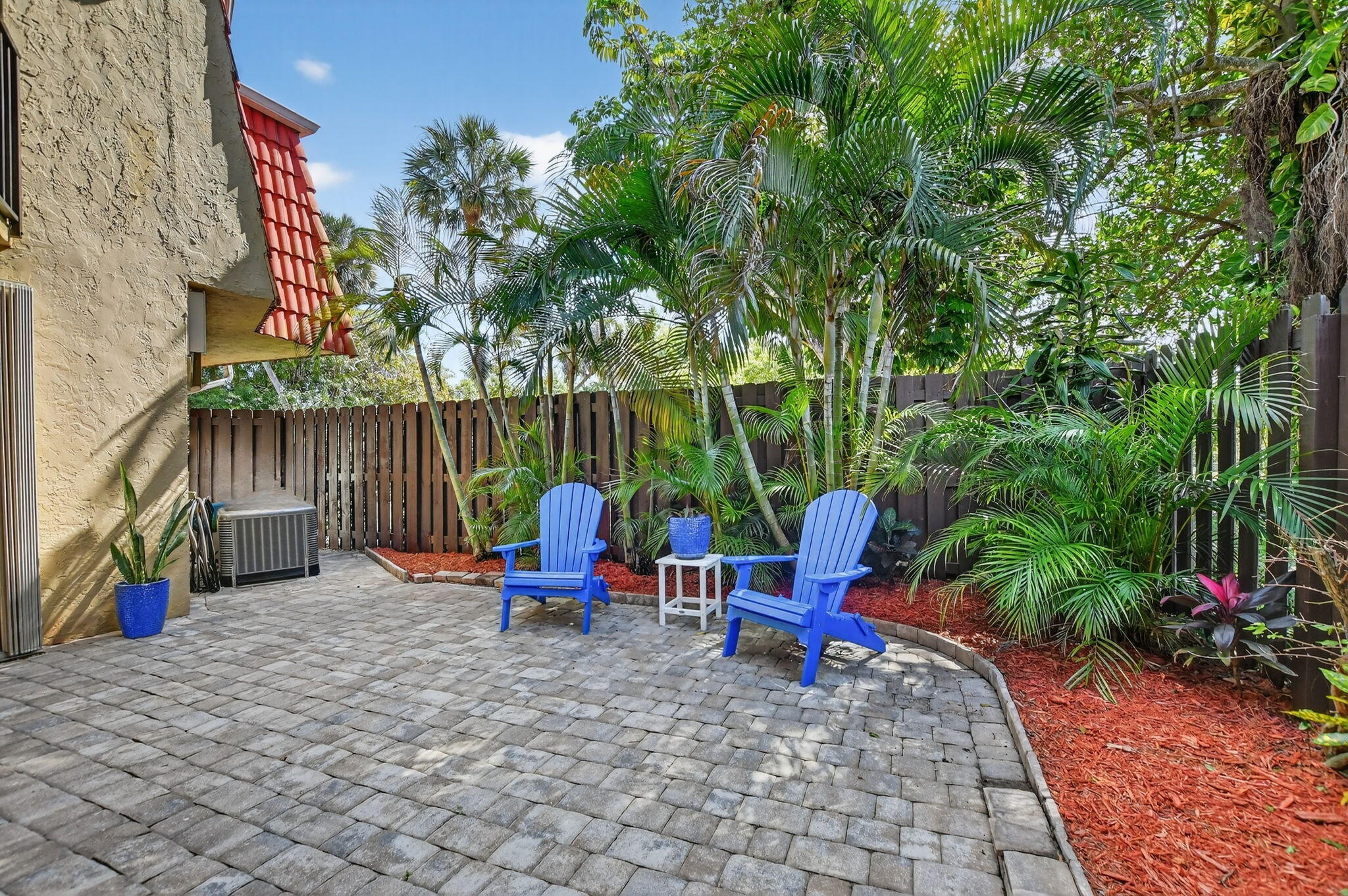 22958 Oxford Place, Unit D Boca Raton, FL 33433 - Photo 8 of 54 7-web-or-mls-DSC_6268