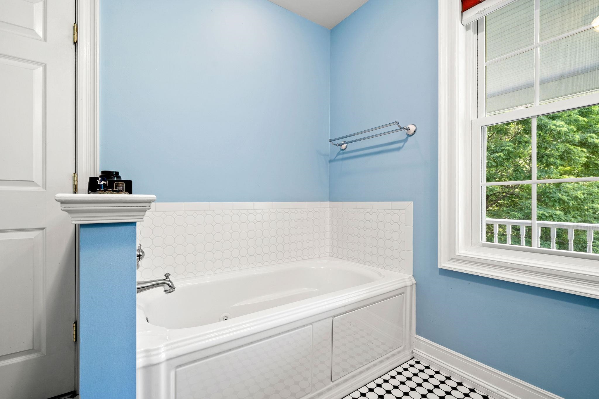 38 Rowell Road East Brentwood, NH 03833 - Photo 20 of 36