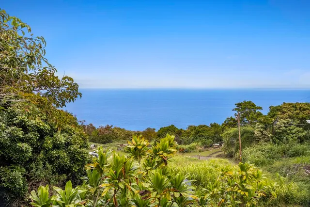 $750,000 | 87-2707 Hawaii Belt Road, Captain Cook, HI 96704