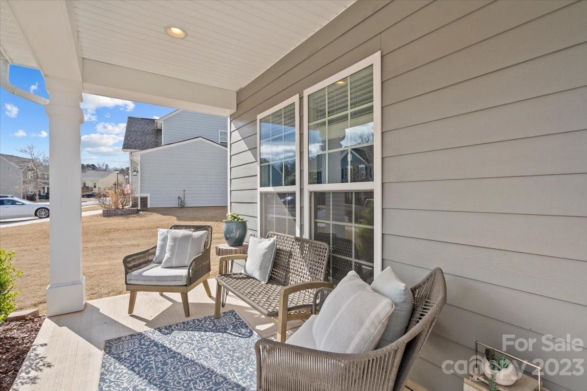 1662 Callahan Road Fort Mill, SC 29715 - Photo 4 of 42 a view of a livingroom with furniture