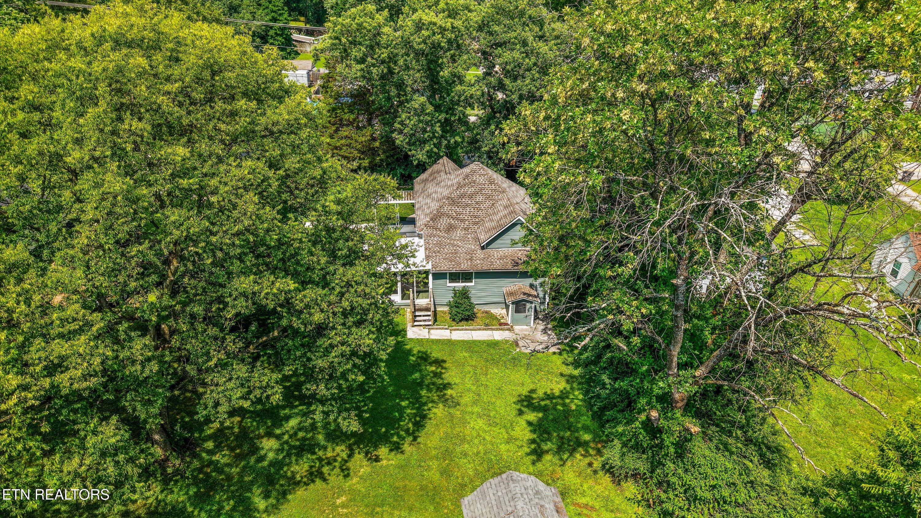 4201 Coster Road Knoxville, TN 37912 - Photo 29 of 32 30-4201 Coster Rd 04