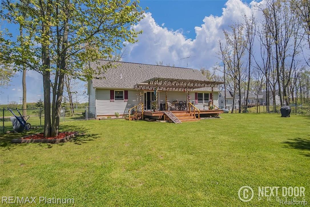 9101 Crofoot Road Fowlerville, MI 48836 - Photo 31 of 32 DSC00390-2 copy.jpg