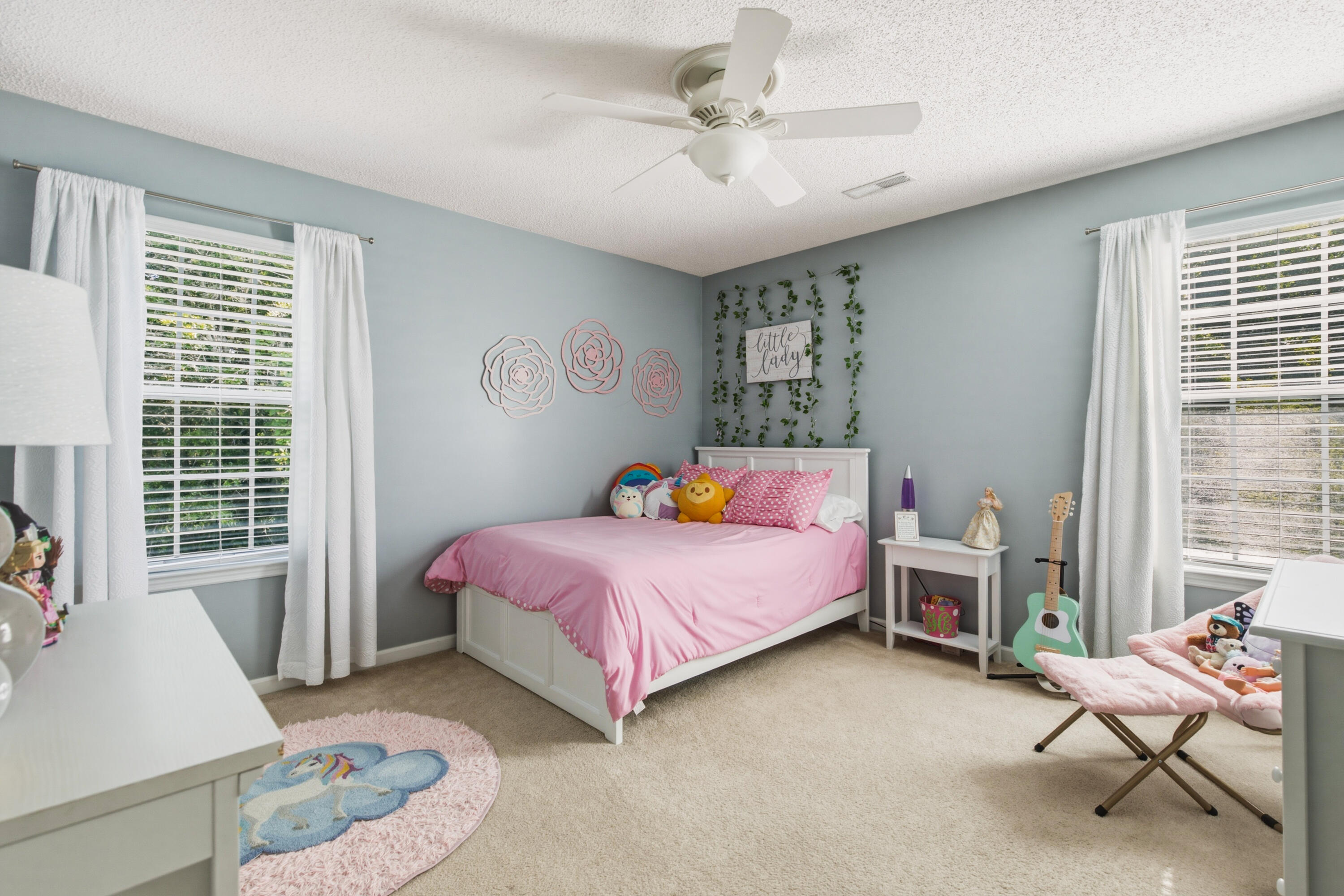 2340 Kennison Lane Mount Pleasant, SC 29466 - Photo 26 of 39 2nd bedroom