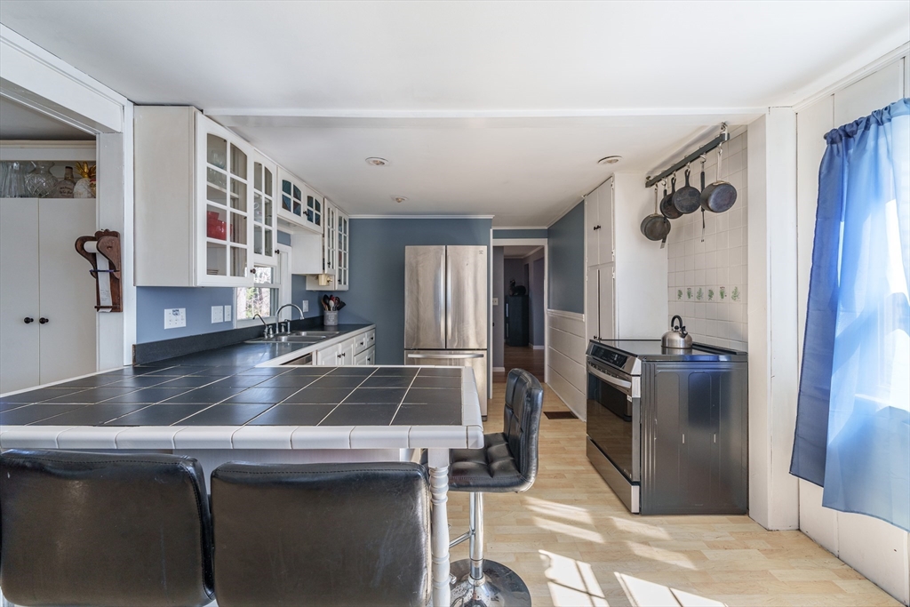 89 Summer Road Boxborough, MA 01719 - Photo 7 of 29