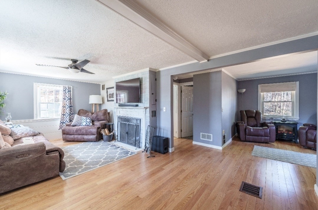 89 Summer Road Boxborough, MA 01719 - Photo 9 of 29