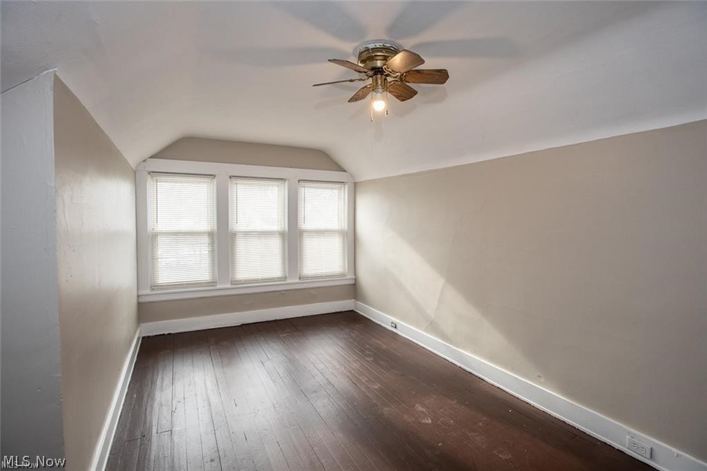 1671 Lee Road Cleveland Heights, OH 44118 - Photo 43 of 49