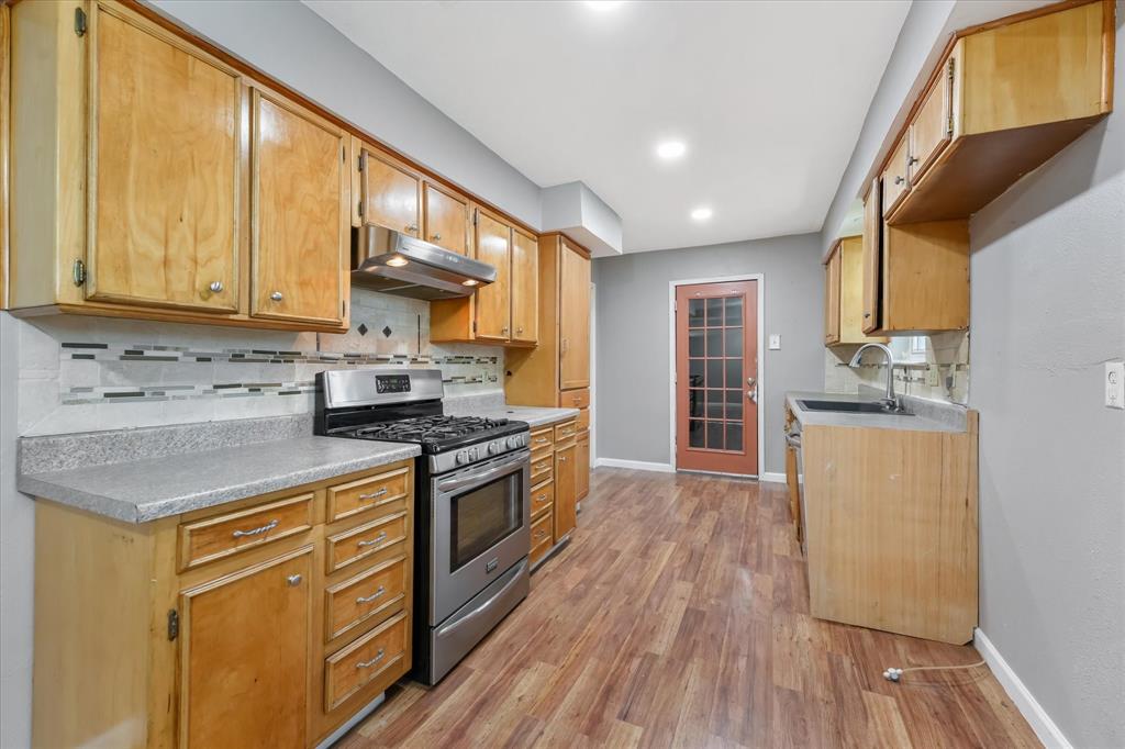 4014 West Rochelle Road Irving, TX 75062 - Photo 7 of 19