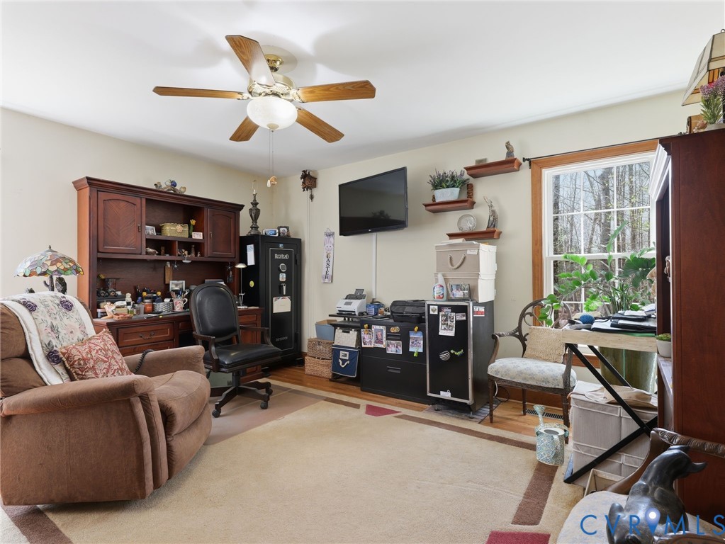 1012 Butler Branch Road Petersburg, VA 23805 - Photo 19 of 38