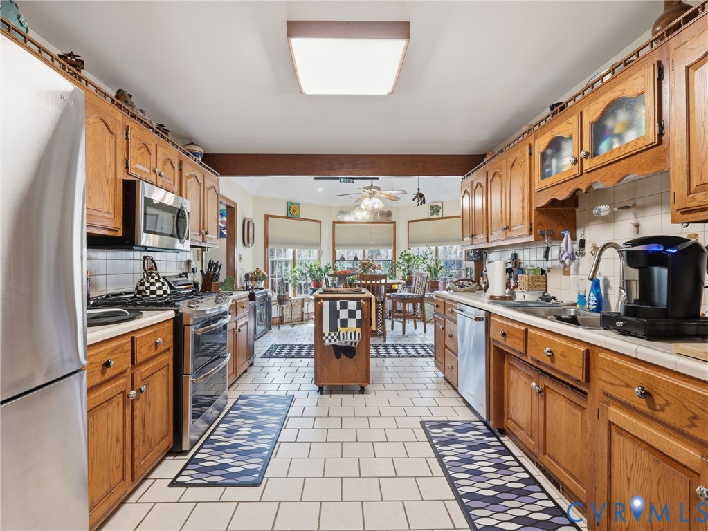 1012 Butler Branch Road Petersburg, VA 23805 - Photo 4 of 38