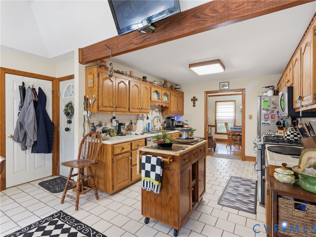 1012 Butler Branch Road Petersburg, VA 23805 - Photo 8 of 38