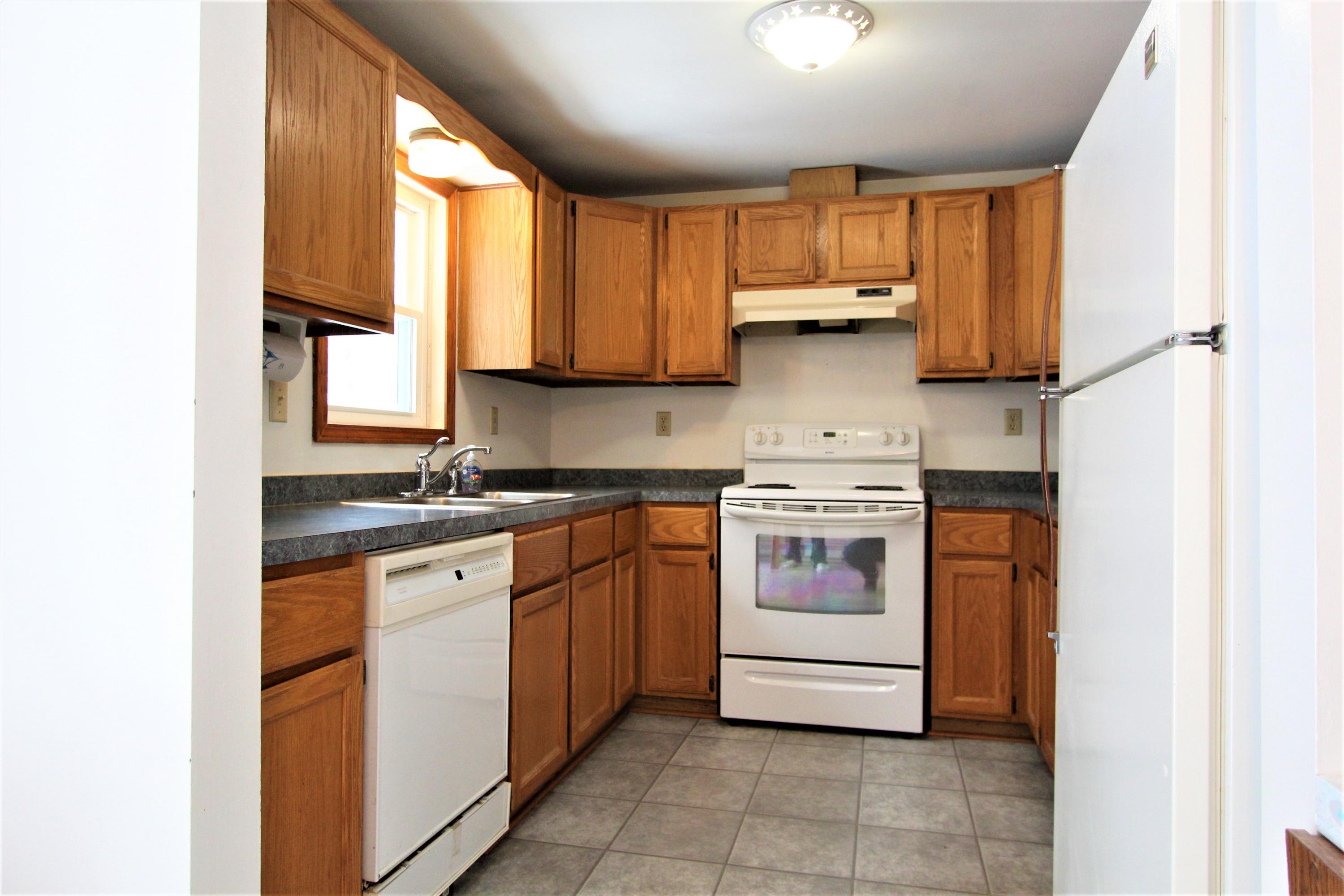 910 Sawyer Road Greene, ME 04236 - Photo 11 of 14 IMG_9623