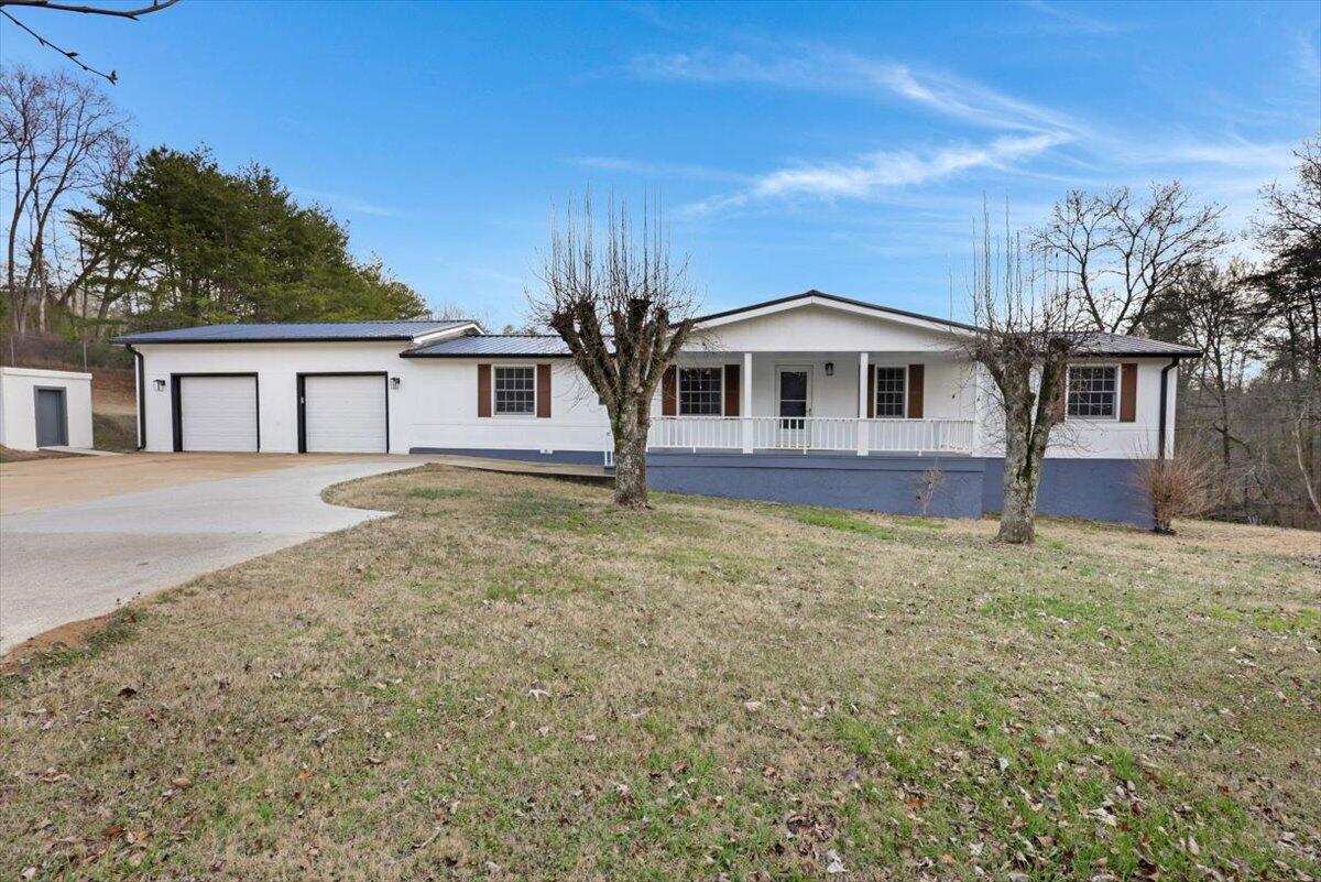 8635 Brenda Drive Harrison, TN 37341 - Photo 3 of 32 03-Pinnacle Tour - 8635 Brenda - 02