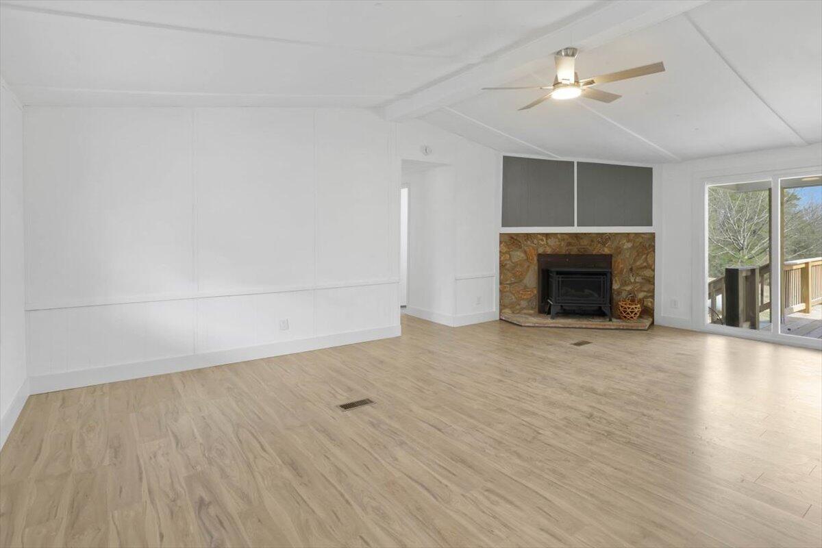 8635 Brenda Drive Harrison, TN 37341 - Photo 6 of 32 06-Pinnacle Tour - 8635 Brenda - 05