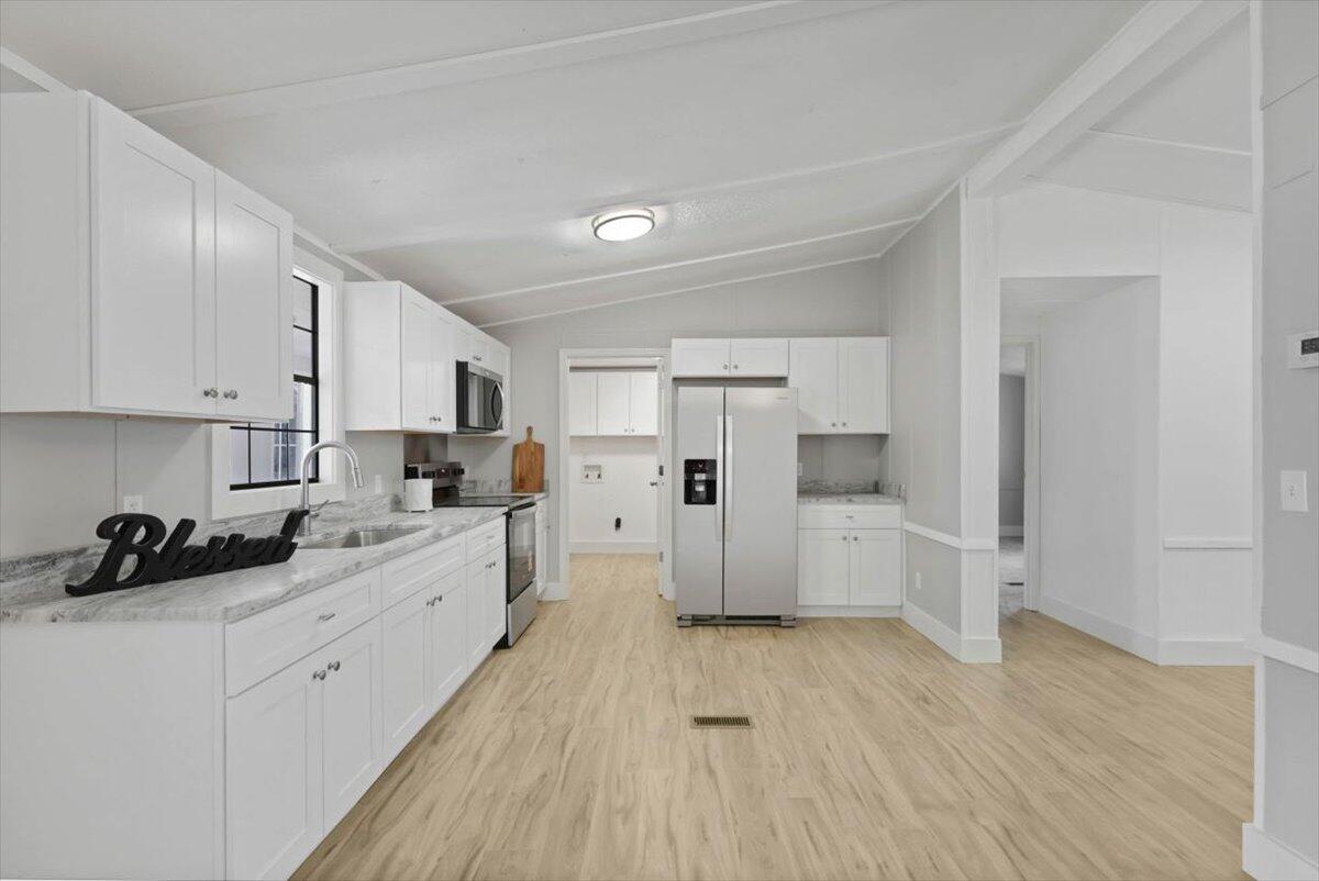 8635 Brenda Drive Harrison, TN 37341 - Photo 9 of 32 09-Pinnacle Tour - 8635 Brenda - 08