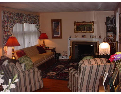 15 Middlesex Road Sharon, MA 02067 - Photo 6 of 10 Gallery Image 6